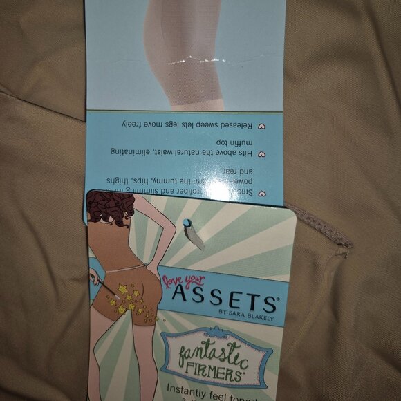 NWT SPANX Love Your Assets Nude Half Slip (XL) - Picture 4 of 4